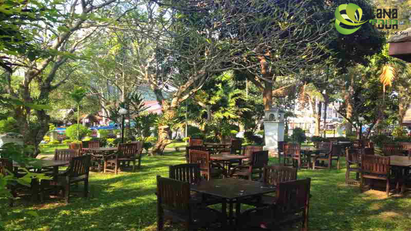 Phousi Hotel